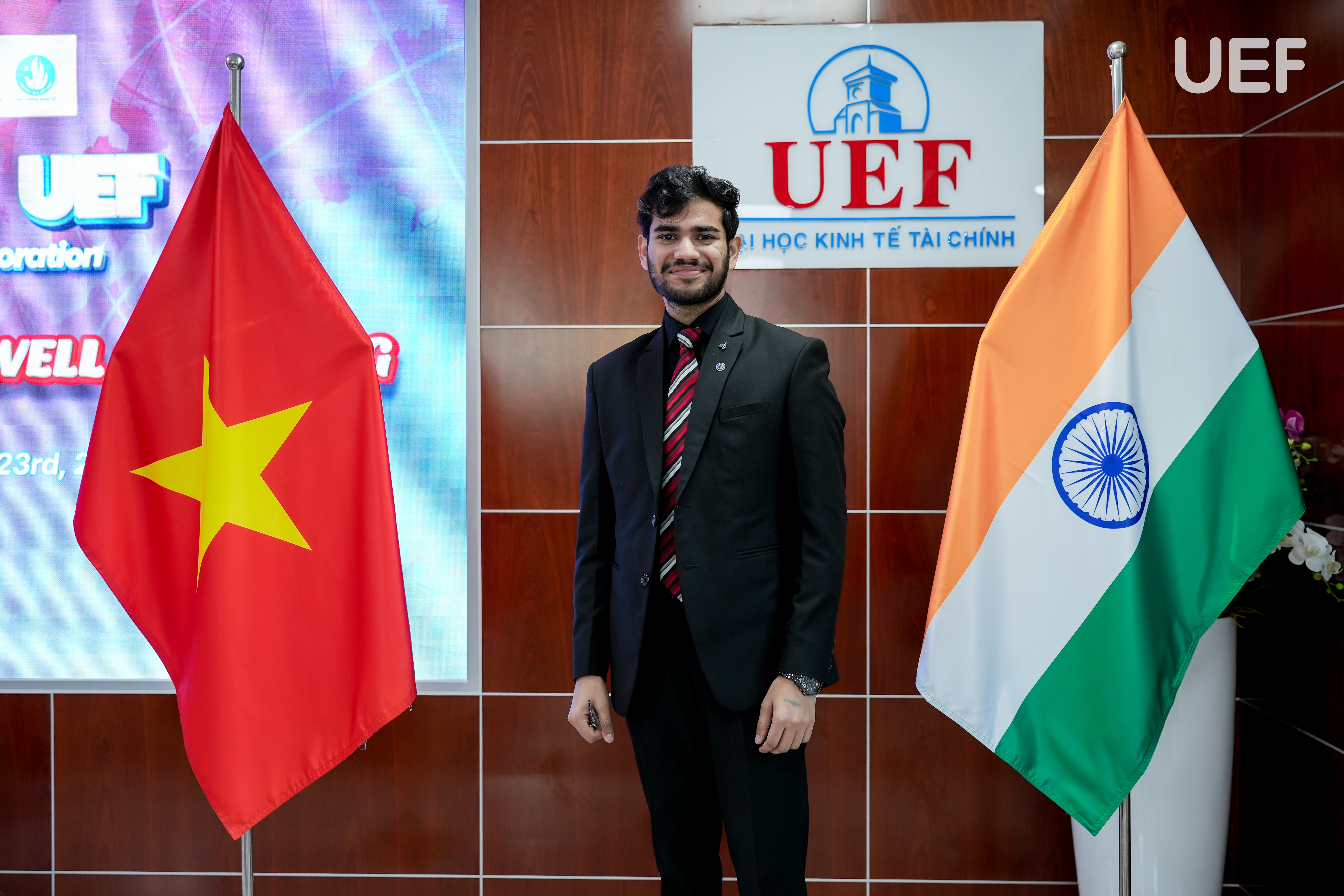 Visual archive photo 17